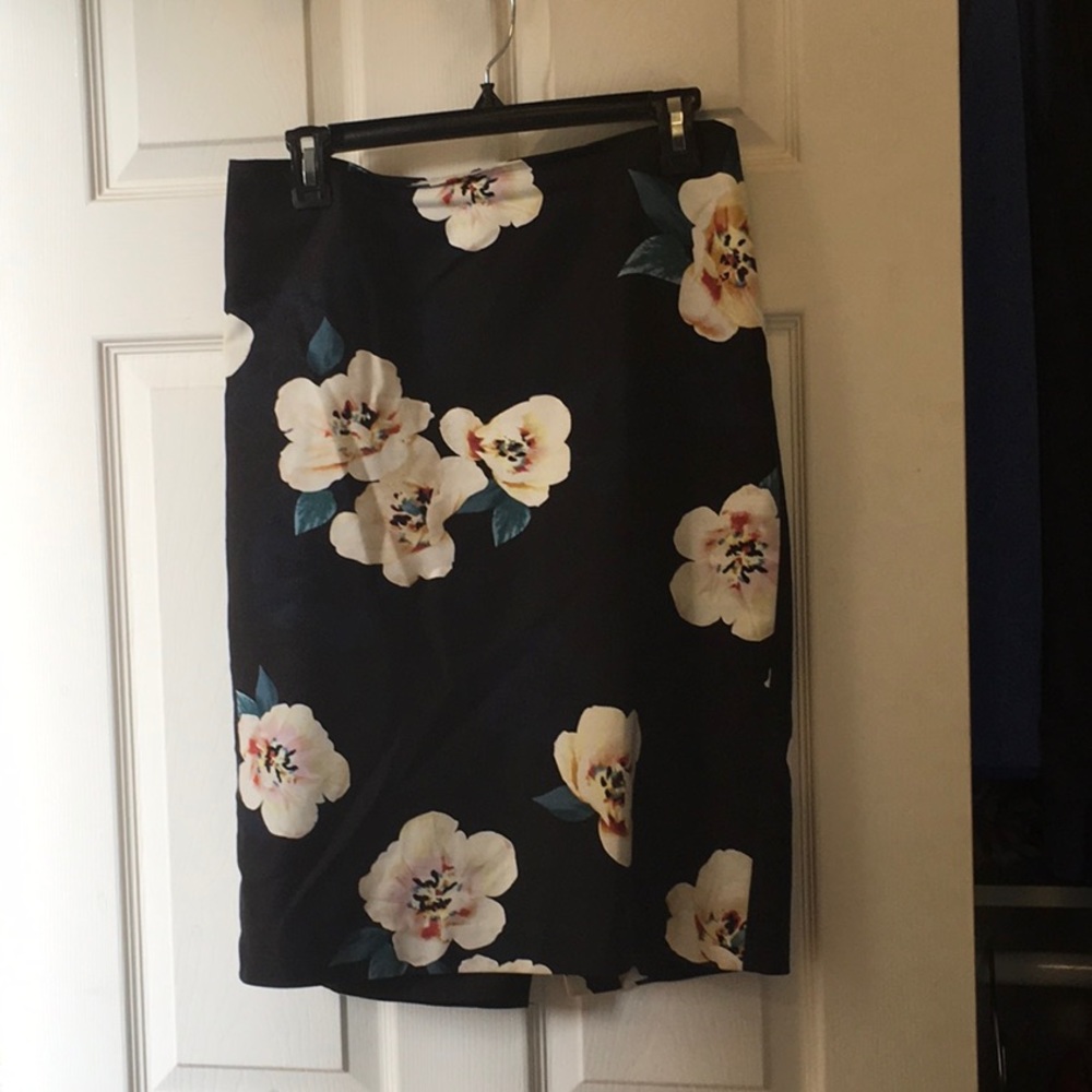 Floral pencil skirt